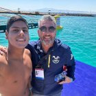 David Farinango y el entrenador argentino Iván Javier Sciacca.