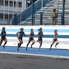 Destacadas atletas de Fedeguayas realizan una carrera de exhibición.