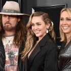 Billy Ray Cyrus junto a su exposa y madre de Miley, Tisha Cyrus.