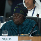 Bola Tinubu en cumbre internacional; hoy, autoriza operación militar contra miembros de ISIS.