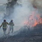 El incendio forestal ocurrió durante una jornada de intenso calor en Guayaquil, con temperaturas de hasta 33 grados centígrados.
