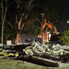 Con maquinaria pesada fue destruido el monumento a la comunidad china en Panamá.