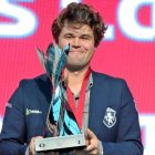 Carlsen sumó un nuevo hito tras el mundial de rápidas.