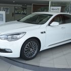 En 2025, Ecuador importó un 27 % más de carros.