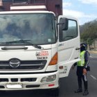 Entre las 06:00 y las 10:00 el transporte pesado no puede circular por la Ruta Viva y Simón Bolívar.