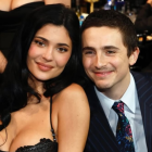 El ganador del premio a Mejor Actor, Timothée Chalamet, le dedicó a Kylie Jennerel discurso de agradecimiento a su pareja, Kylie Jenner.