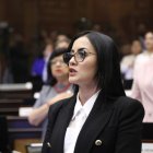 Según Viviana Veloz, Godoy habría insinuado posibles allanamientos y actos urgentes dirigidos a los asambleístas de la RC.