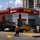 Trump informó que el régimen chavista acordó entregar de 30 a 50 millones de barriles de petróleo.