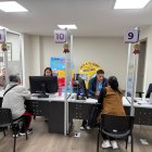 Balcones de servicios del Municipio facilitan atención personalizada para la exoneración del impuesto predial.