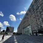 Plataforma financiera, complejo gubernamental que agrupa oficinas clave del sector público.