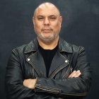 Marcel Verand, escritor y músico peruano, es el creador del proyecto Memorias de un Despertar, que explora la ópera rock, la música sinfónica y el power metal.