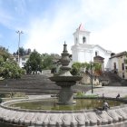 La Plaza San Blas cuenta con más de cuatrocientos años de historia.