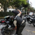 Tras el crimen del guardia, los operativos a motociclistas se intensificaron.