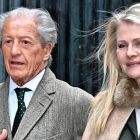 Philippe Junot falleció el 8 de enero de 2026, en Madrid. En la foto, junto a su esposa Nina Junot.