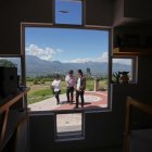 Jóvenes. Los creadores usaron un formato de anime japonés.