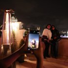 La vista nocturna del Centro Histórico y la variedad de restaurantes se convierten en un nuevo atractivo turístico.