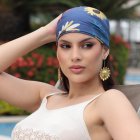 Un pañuelo bien elegido puede convertirse en el punto focal del outfit.