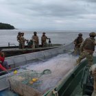 Operativos en puertos y altamar buscan frenar el narcotráfico, mientras la presión estatal acelera la fragmentación de bandas criminales