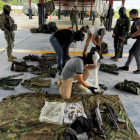 El operativo en Lago Agrio dejó como resultado la incautación de fusiles, municiones y material logístico usado por estructuras criminales.