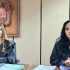 Enma Tapia (derecha) renuncia como presidenta subrogante de la Corte Nacional de Justicia