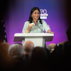 La vicepresidenta Delcy Rodríguez fue señalada por favorecer con contratos petroleros a un empresario vinculado al expresidente Rafael Correa.