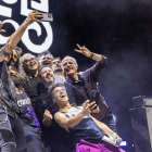 ¿Spotify financia la guerra? La polémica inversión de su fundador en drones de combate llevó a Café Tacvba a pedir el retiro de su catálogo