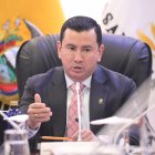 El presidente de la Comisión de Fiscalización, el oficialista Ferdinan Álvarez.