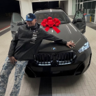 Así presentó su BMW, símbolo de su esfuerzo y trabajo duro.