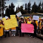 Más de 100 vecinos de Las Cuadras realizaron un plantón el 13 de enero para exigir la salida de la casa de confianza.