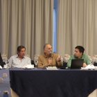 En el centro el presidente de la Cámara Nacional de Pesquería, el ingeniero Bruno Leone.