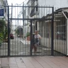 En la mayoría de peatonales de Sauces 2 se han implementado cerramientos desde hace varios meses para contrarrestar la ola de inseguridad y brindar tranquilidad a los habitantes del sector.