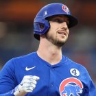 El ex jardinero de los Cubs viajó a Los Angeles para ser nuevo jugador de los Dodgers.