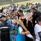 Gabriela Rivadeneira lidera la convención de la Revolución Ciudadana en Manta.