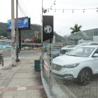 Una de las concesionarias, en Guayaquil, que vende carros de origen de Europa.