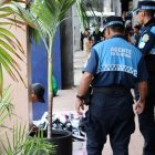 Referencial. Agentes de Segura durante un procedimiento.