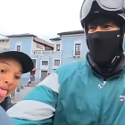 El robo al youtuber coreano ocurrió en el bulevar de la 24 de Mayo, en el Centro Histórico de Quito.