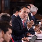 El presidente interino de Perú, José Jerí (c), en una fotografía de archivo.