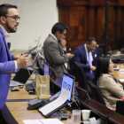 El asambleísta Roque Ordóñez, de Revolución Ciudadana, interviene en el Pleno.
