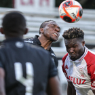 Jordy Caicedo fue titular en Huracán y marcó el tanto del empate.