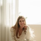 A sus 31 años, la guayaquileña que actualmente reside en Honduras es el rostro y la voz de Swaying Books.