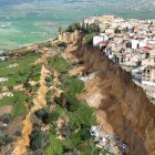El temporal ha causado el corrimiento de tierra más grave en Sicilia (sur), que ha obligado a evacuar a un barrio entero.