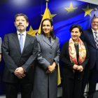 Andrea González, Xavier Aliaga, Inés Manzano, Gabriela Sommerfeld, en una reunión con Maroš Šefčovič, comisario de Comercio y Seguridad de la Unión Europea.