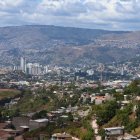 Fotografía que muestra una zona de la ciudad este lunes, 26 de enero de 2026, en Tegucigalpa (Honduras).