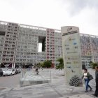 Instituciones. Plataforma financiera, complejo gubernamental que agrupa oficinas clave del sector público.