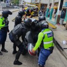 Agentes de control metropolitano fueron agredidos este miércoles 28.
