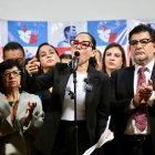 Luisa González ofreció una rueda de prensa en la sede de la Revolución Ciudadana.