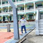 Adecuaciones. En la edificación se están realizando diversos trabajos de mantenimiento, para recibir a los nuevos estudiantes del plantel educativo el 4 de mayo.