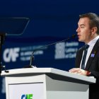 Daniel Noboa regresó a Ecuador desde Panamá por una emergencia interna, según informó el embajador Pascual del Cioppo.