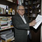 El representante del Frente por un Nuevo IESS, Henry Llanes.