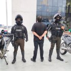 En otro operativo, la Policía detuvo a un hombre implicado en el delito de robo y extorsión, en La Floresta.